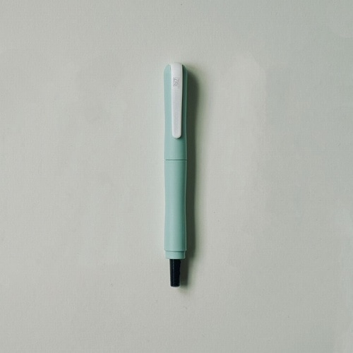 #呉竹 サインペン ZIG LETTER PEN COCOIRO 極細ブラック  HAZE　BLUE LPCF010-04S