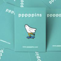 #moments(国内販売のみ・モールサイトでの販売不可） ピンズ ピンズ（pppppins） 受け部分凹：ラバー D SKATEBOARD BLUE PPP002-D