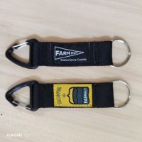 #moments(国内販売のみ・モールサイトでの販売不可） キーホルダー カラビナ　キーチェーン（Ｇｏ　Ｃａｍｐｉｎｇ） 三角カラビナ H MFH045-H